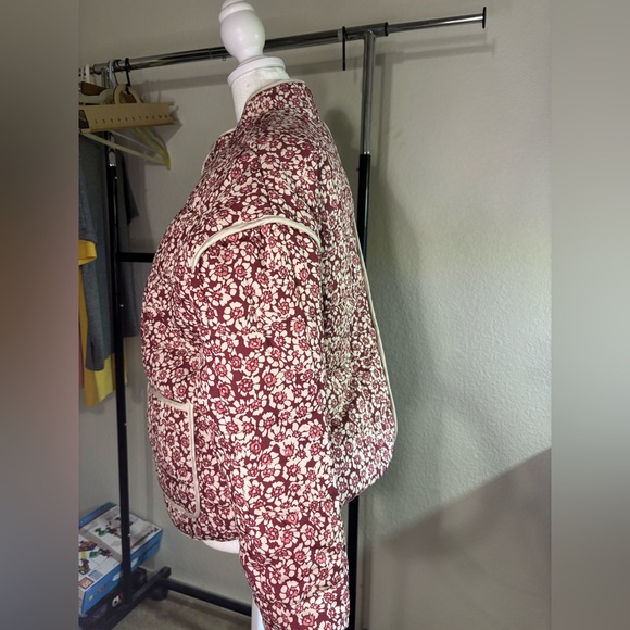 Quilted floral jacket NWOT - Picture 10 of 16